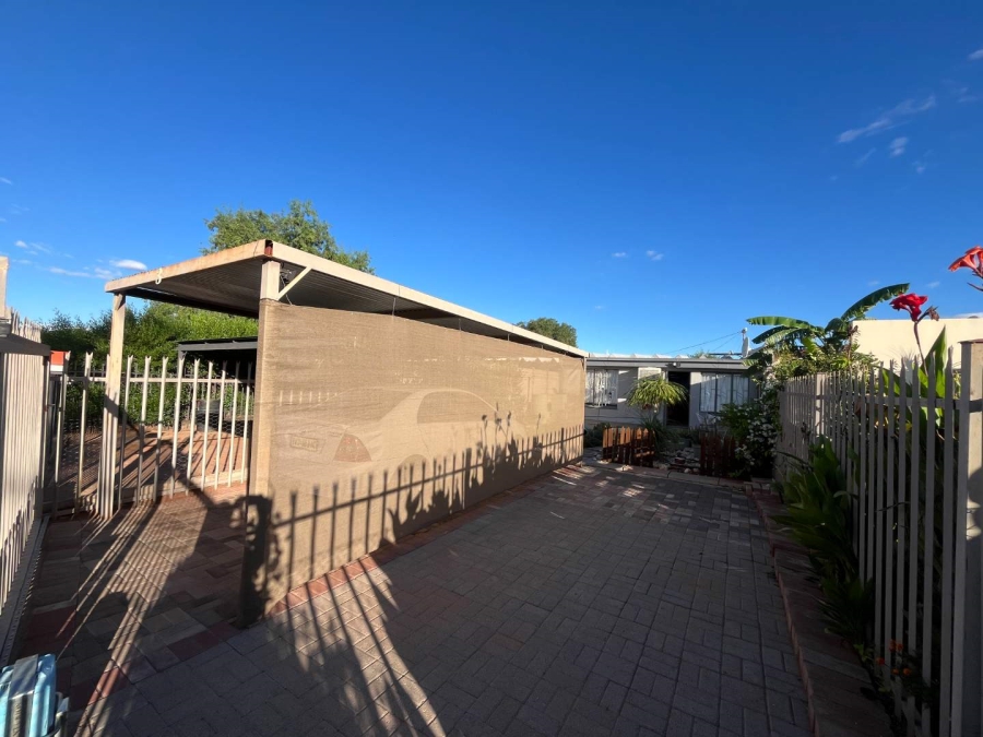 1 Bedroom Property for Sale in Keidebees Northern Cape